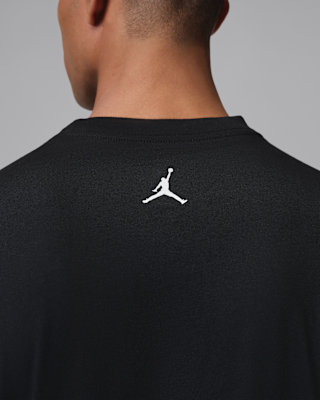 NIKE公式】ジョーダン メンズ グラフィック Tシャツ.オンラインストア